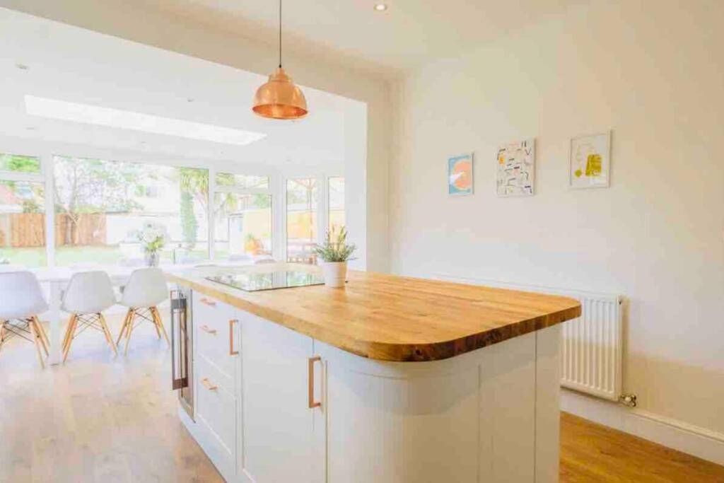 Gorgeous Luxury Chalet, New Forest & Coast & Hordle Zewnętrze zdjęcie